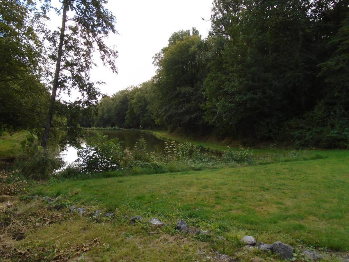 Deux Etangs Poissonneux Au Milieu Des Bois Avec Gite Moderne, La Halte Des Deux Lacs Rosee ภายนอก รูปภาพ